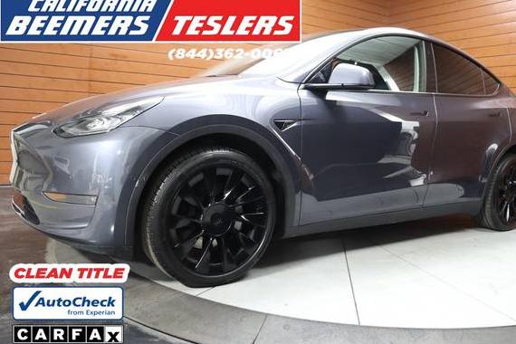 TESLA MODEL Y 2022 7SAYGDEE2NF520139 image